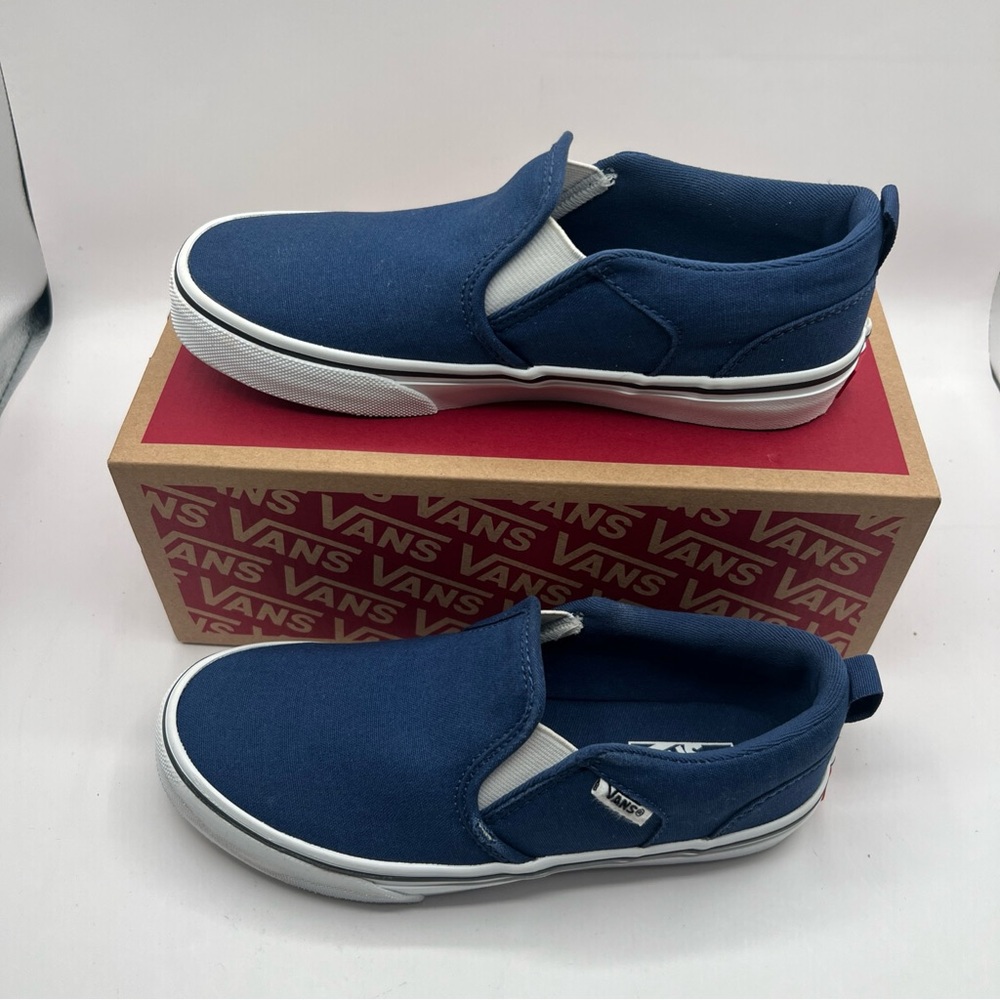 VANS Classic Slip-On Canvas Unisex Shoes / Navy  kids 3.5 excellent condition